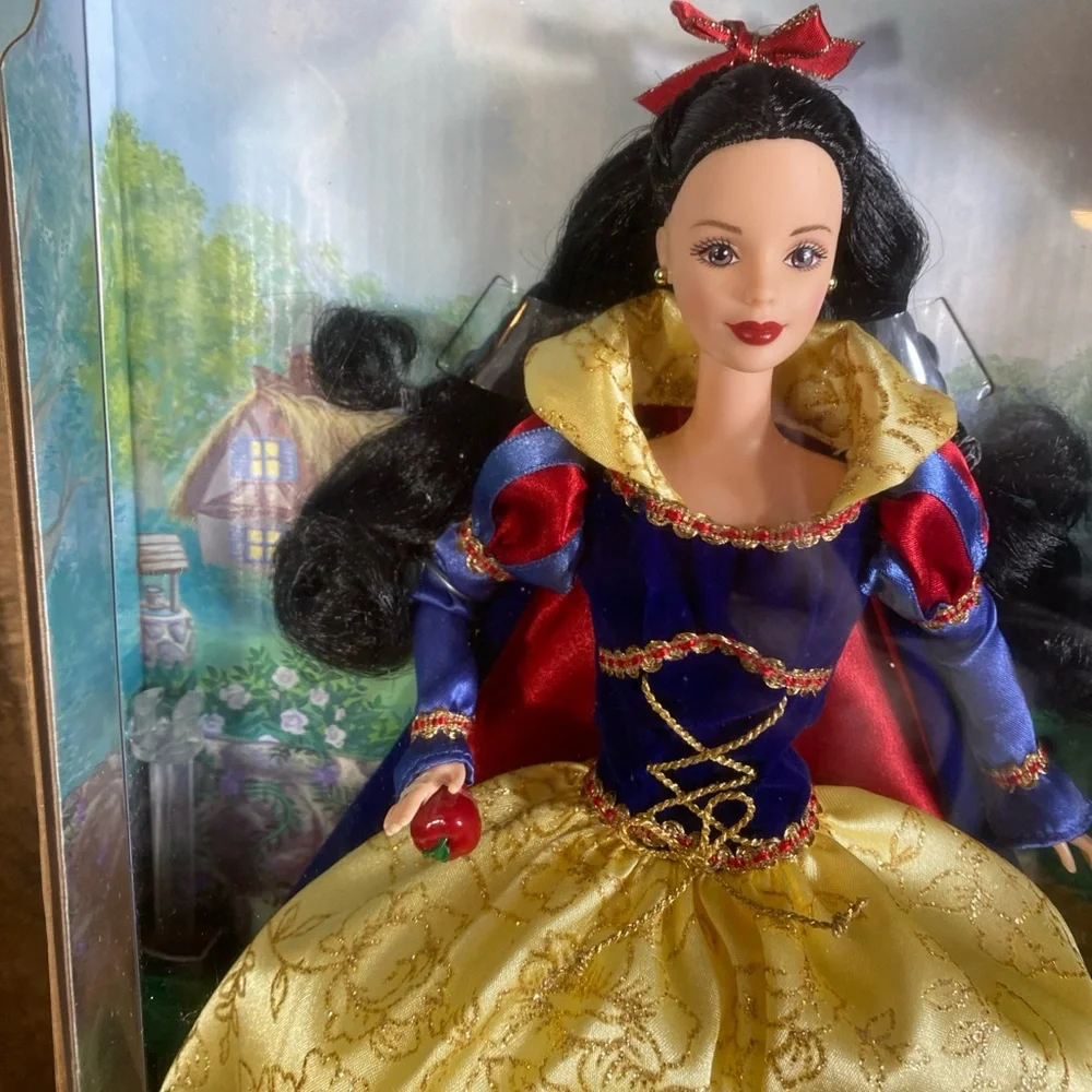 Vintage 1998 Barbie As Snow White Doll Collector Edition New Collector‎ Series